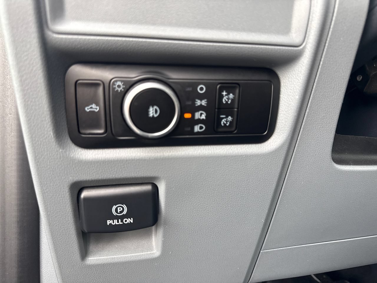 Used 2024 Ford F150 XLT AWD/4WD image 18