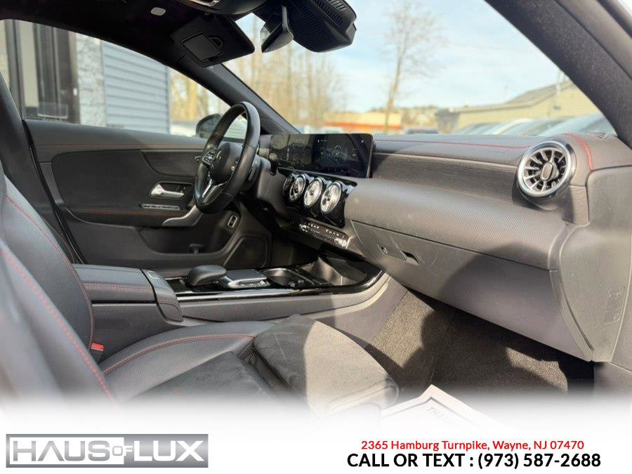 Used 2023 Mercedes-Benz CLA 250 CLA 250 4MATIC Coupe image 4