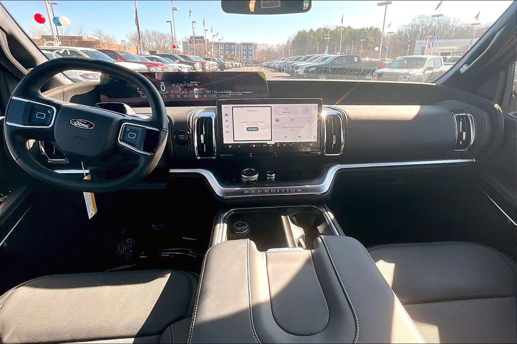 New 2026 Ford Expedition Platinum w/ Stealth Appearance Package image 5