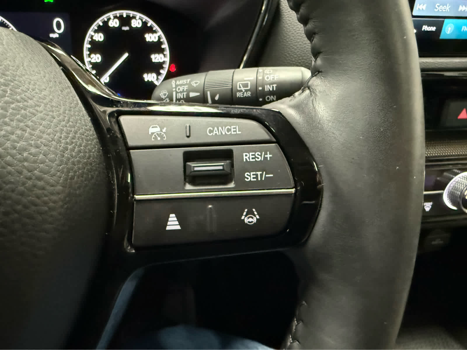 Used 2024 Honda CR-V EX-L image 13