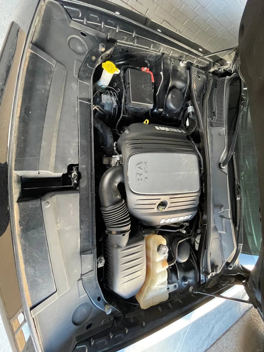 Used 2018 Dodge Challenger R/T w/ Blacktop Package RWD image 14
