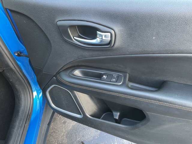 Used 2020 Jeep Compass Limited image 44