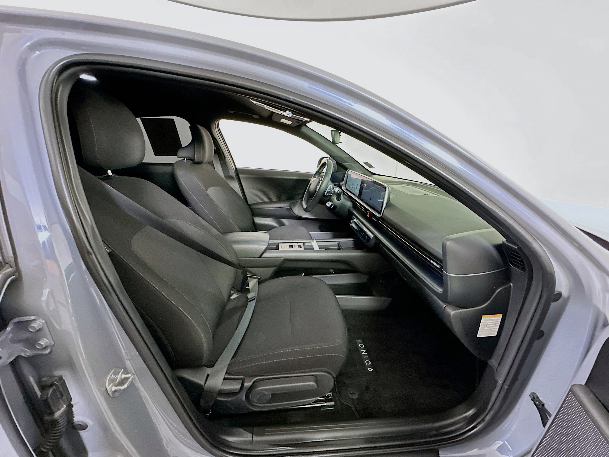 Used 2024 Hyundai Ioniq 6 SE image 33