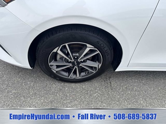 Used 2024 Kia Forte LXS FWD image 11