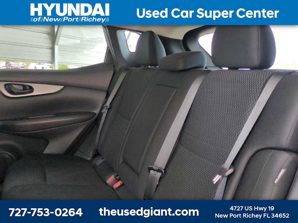 Used 2020 Nissan Rogue Sport S w/ Appearance Package FWD image 14