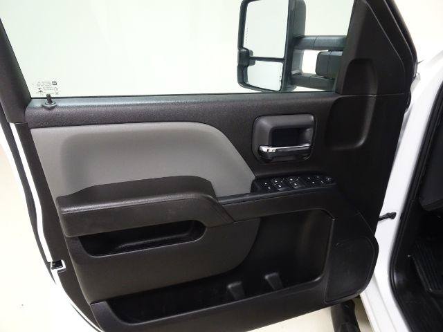 Used 2019 Chevrolet Silverado 2500 W/T w/ WT Convenience Package AWD/4WD image 17