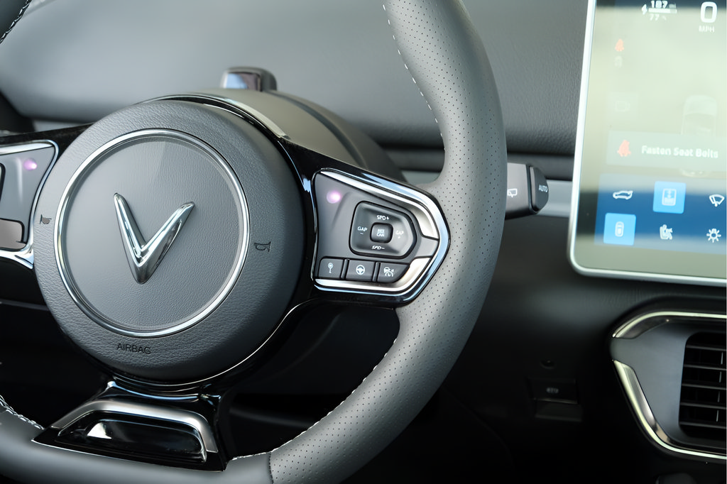 New 2025 VinFast VF 8 Plus AWD/4WD image 10