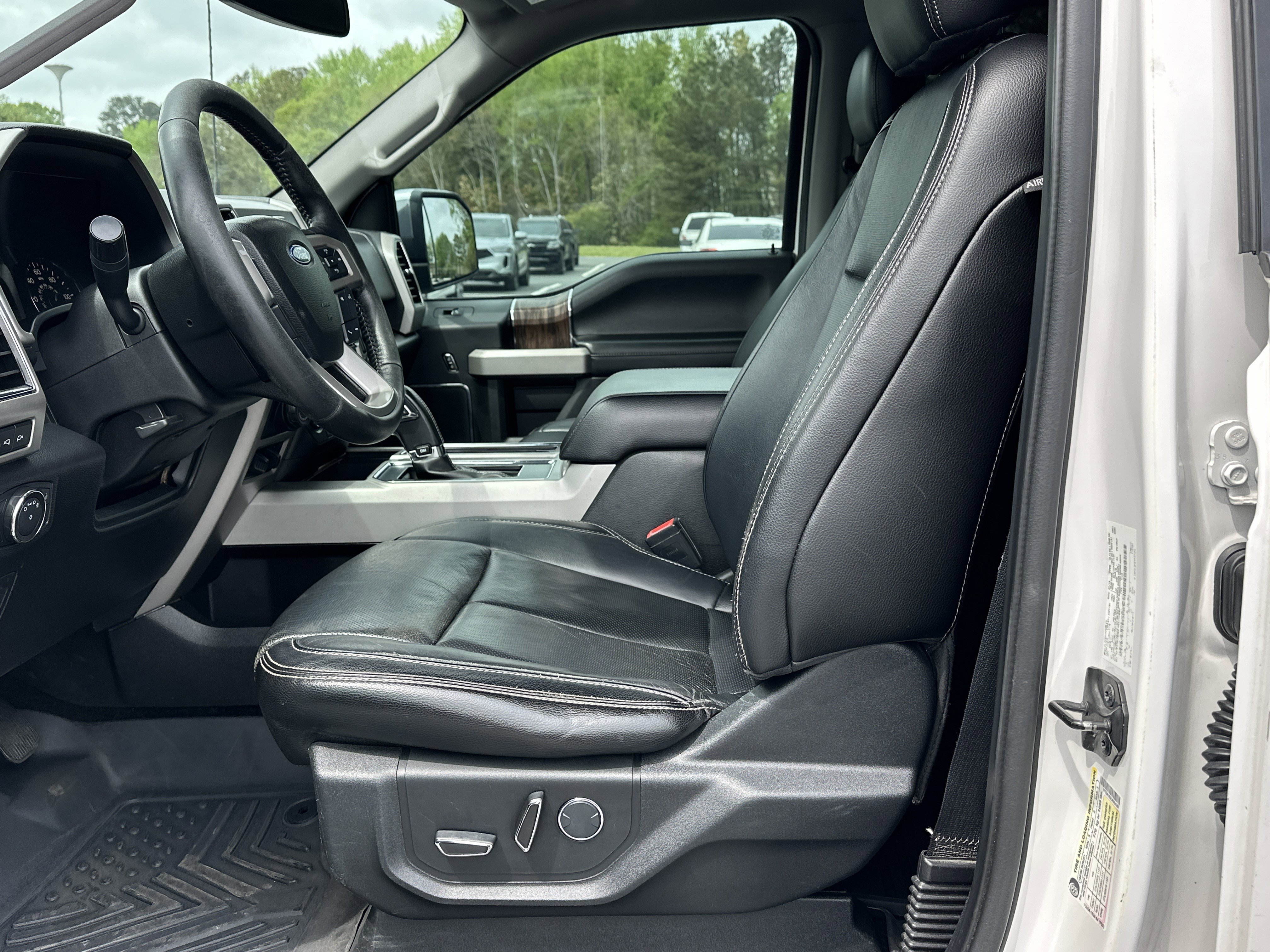 Used 2018 Ford F150 Lariat image 8