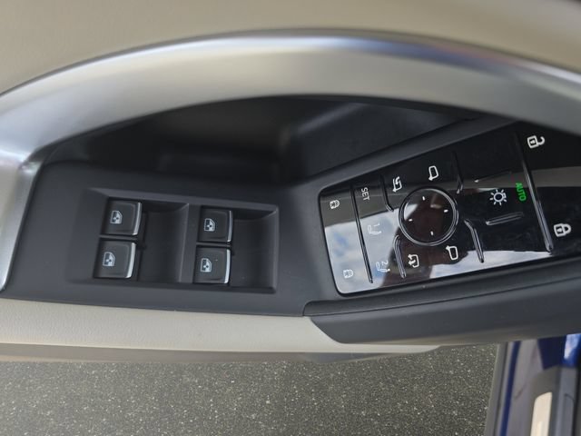 Used 2025 Audi Q5 Premium w/ Convenience Package AWD/4WD image 31