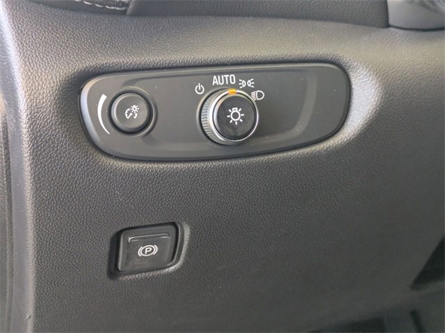 New 2025 Chevrolet Blazer LT w/ Convenience Package image 12