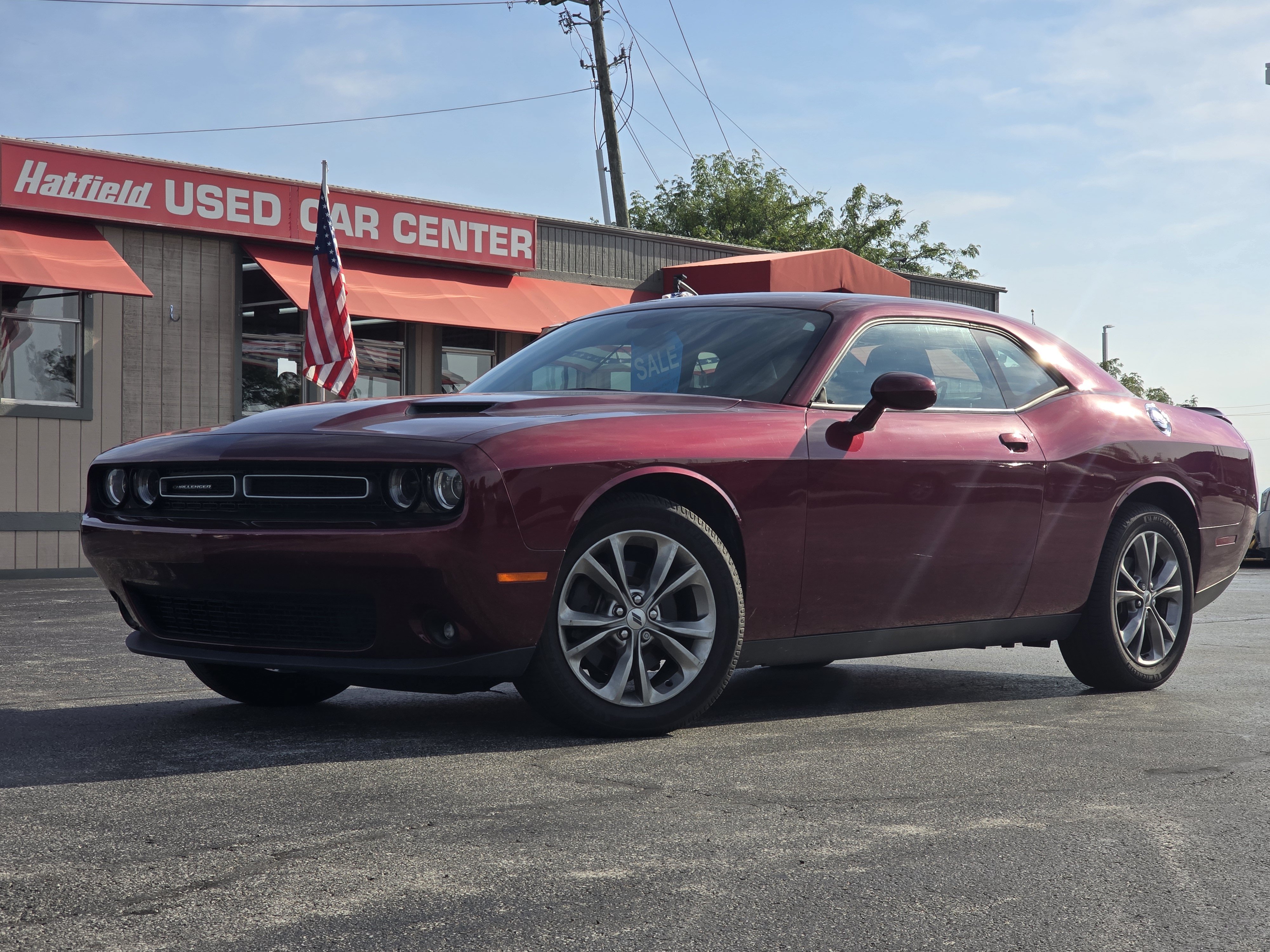 Used 2020 Dodge Challenger SXT w/ Plus Package AWD/4WD image 1