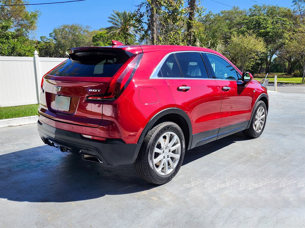 Used 2019 Cadillac XT4 Luxury FWD image 8