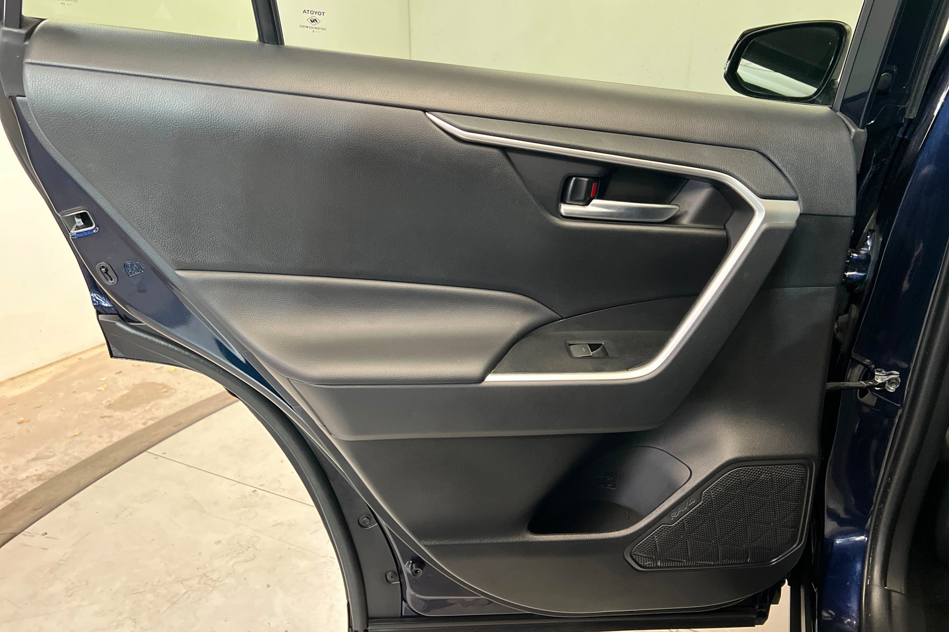 Certified 2025 Toyota RAV4 XLE AWD/4WD image 19