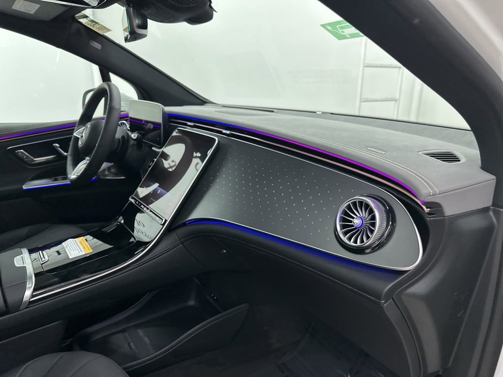 Used 2026 Mercedes-Benz EQE 320 4MATIC SUV image 27