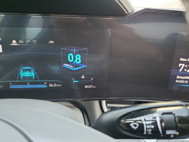 Used 2025 Hyundai Elantra SEL FWD image 18