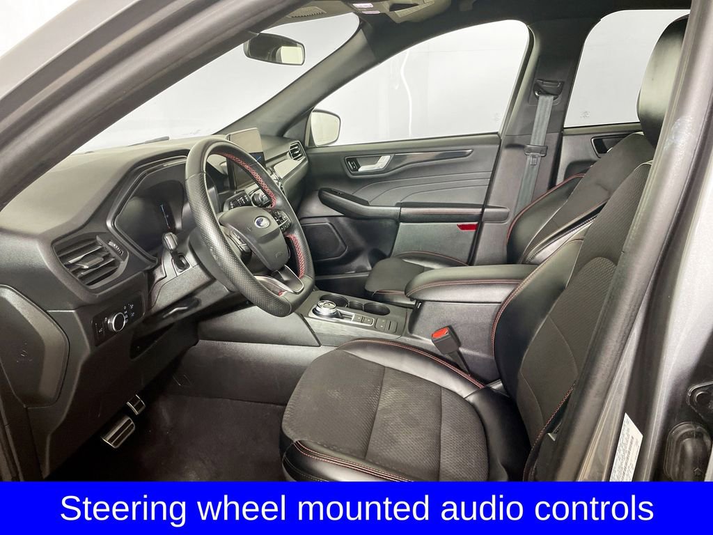 Used 2023 Ford Escape ST-Line image 13