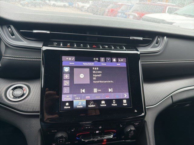 Used 2023 Jeep Grand Cherokee L Laredo image 13