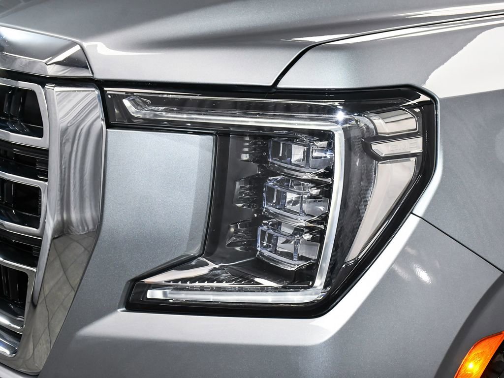 Used 2023 GMC Yukon XL SLT w/ SLT Premium Package image 74