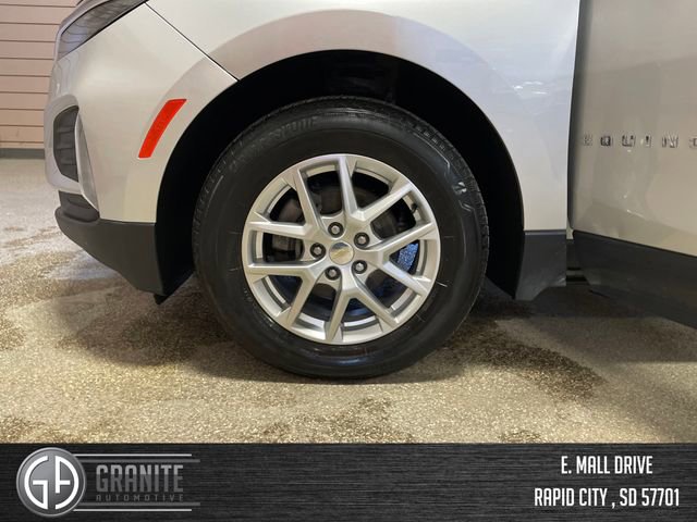 Used 2022 Chevrolet Equinox LT w/ Driver Convenience Package image 26