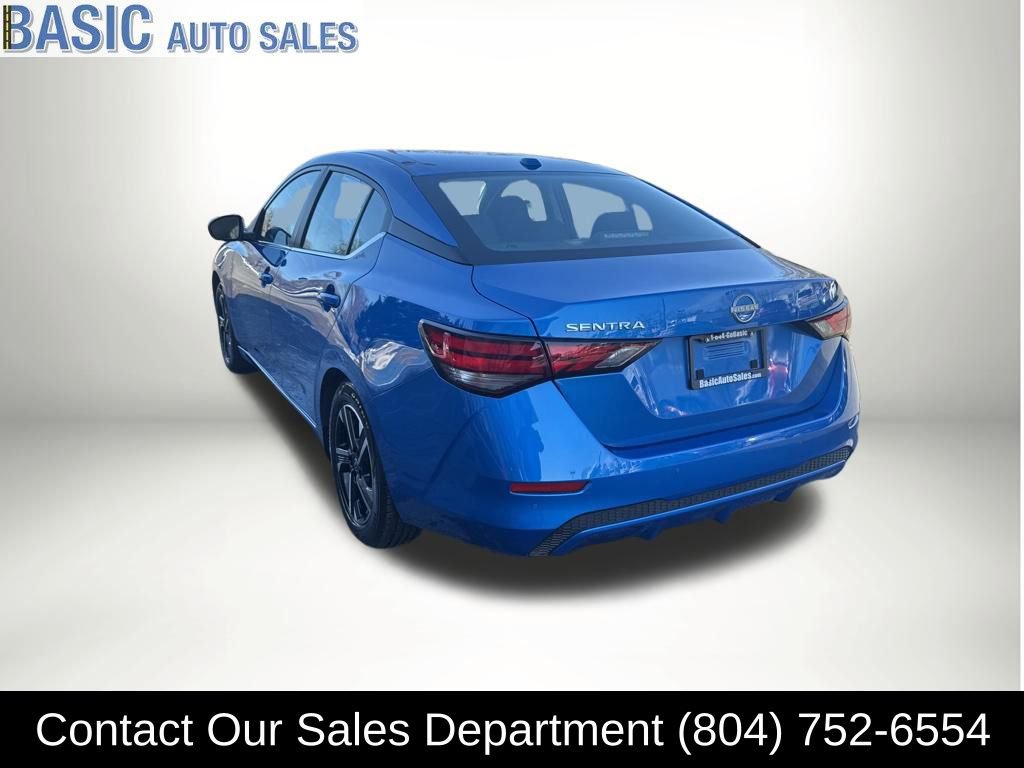 Used 2025 Nissan Sentra SV image 10