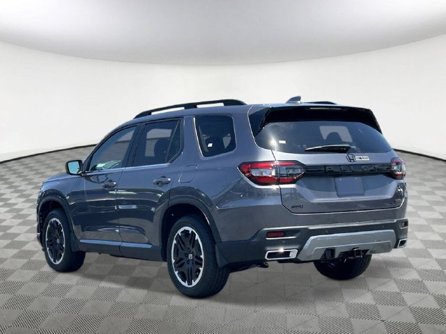 New 2026 Honda Pilot Touring image 3
