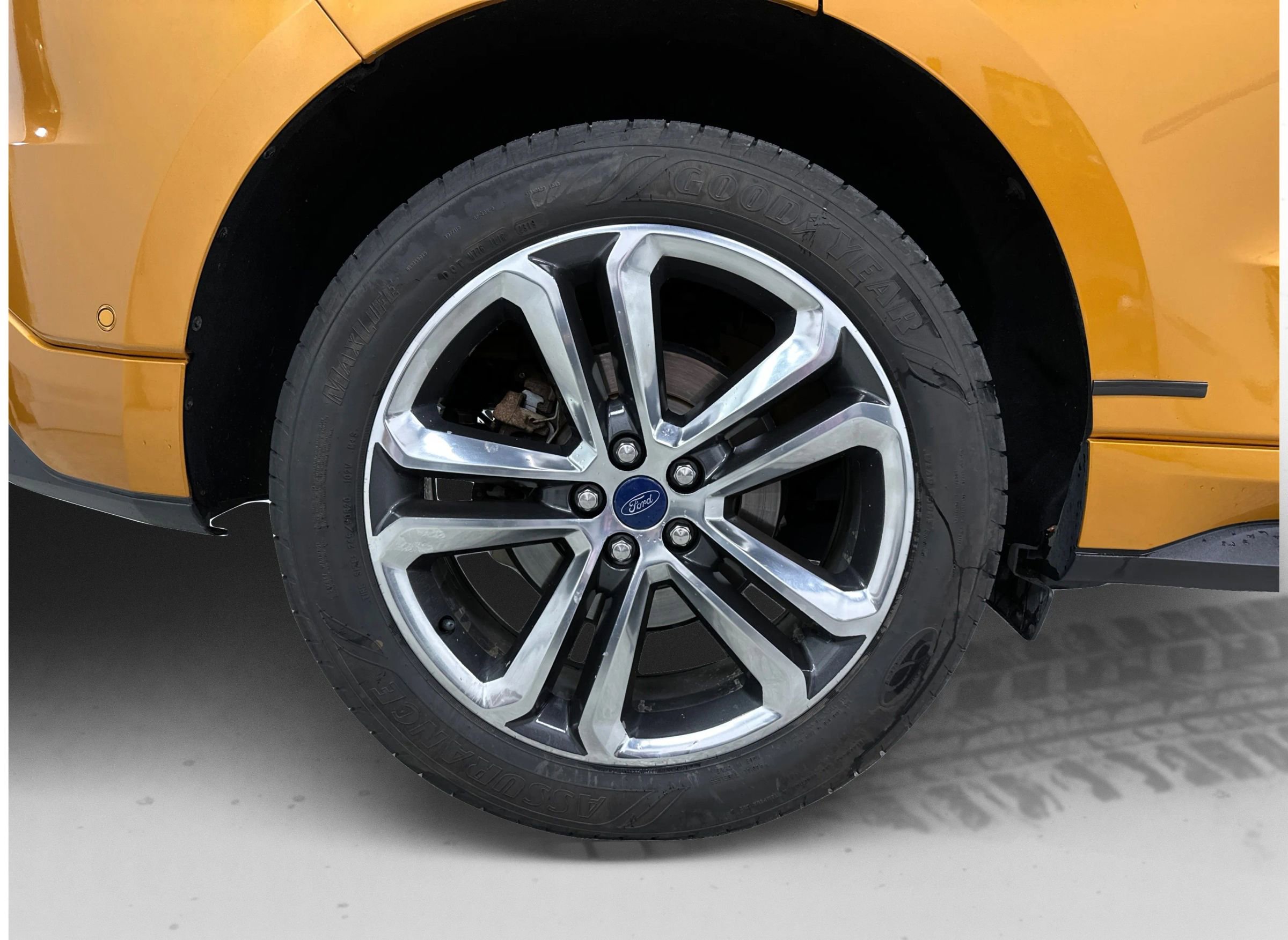 Used 2015 Ford Edge Sport w/ Equipment Group 401A image 25