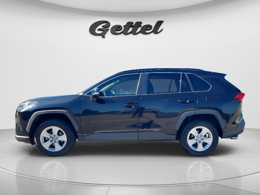 Certified 2021 Toyota RAV4 XLE w/ Convenience Package FWD image 8