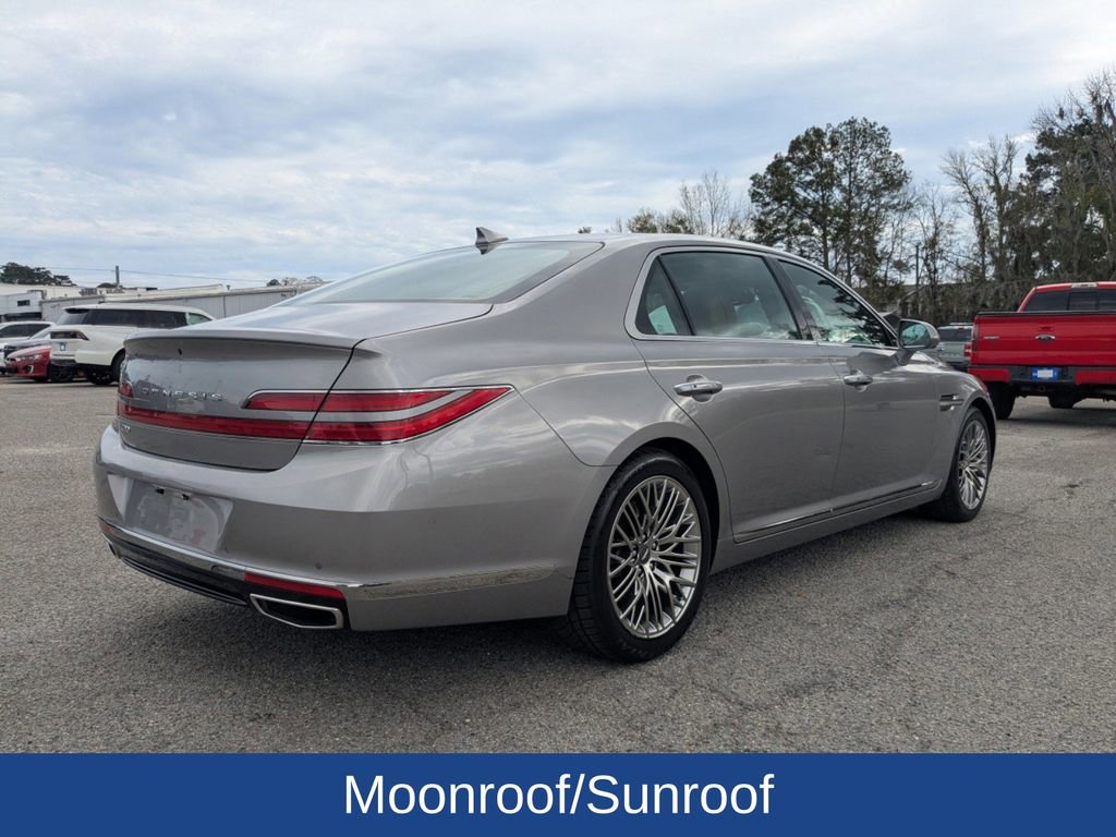 Used 2021 Genesis G90 3.3T Premium image 3