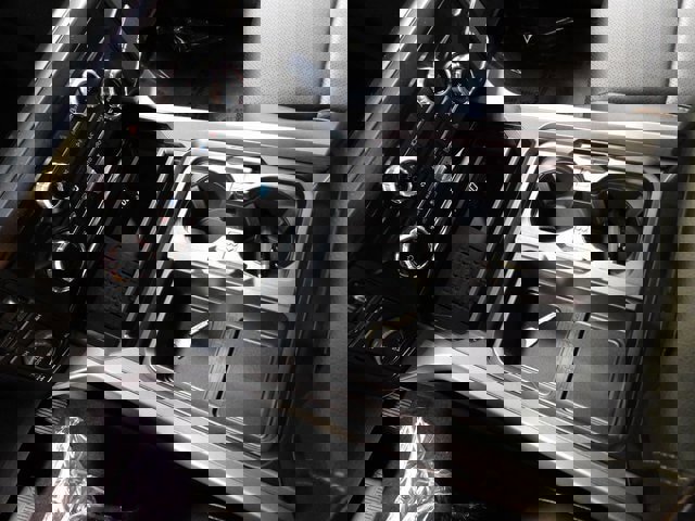 New 2026 Ford F350 Lariat w/ FX4 Off-Road Package image 27