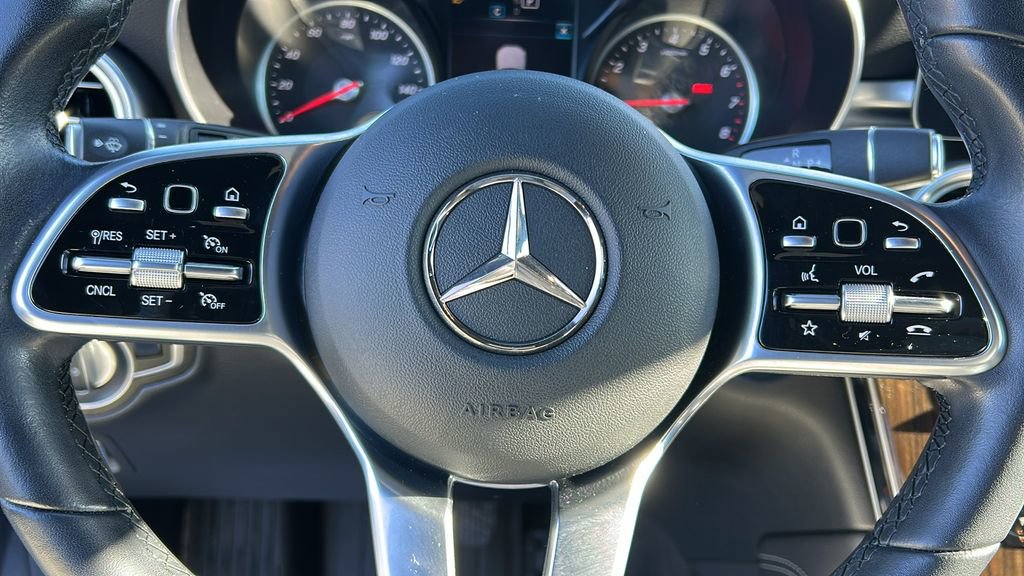 Used 2020 Mercedes-Benz GLC 300 4MATIC image 12