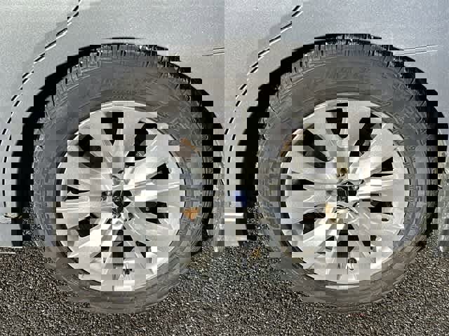 Used 2016 Subaru Legacy 2.5i Premium image 5