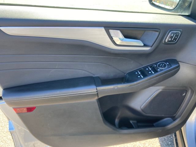 Used 2024 Ford Escape Platinum AWD/4WD image 15