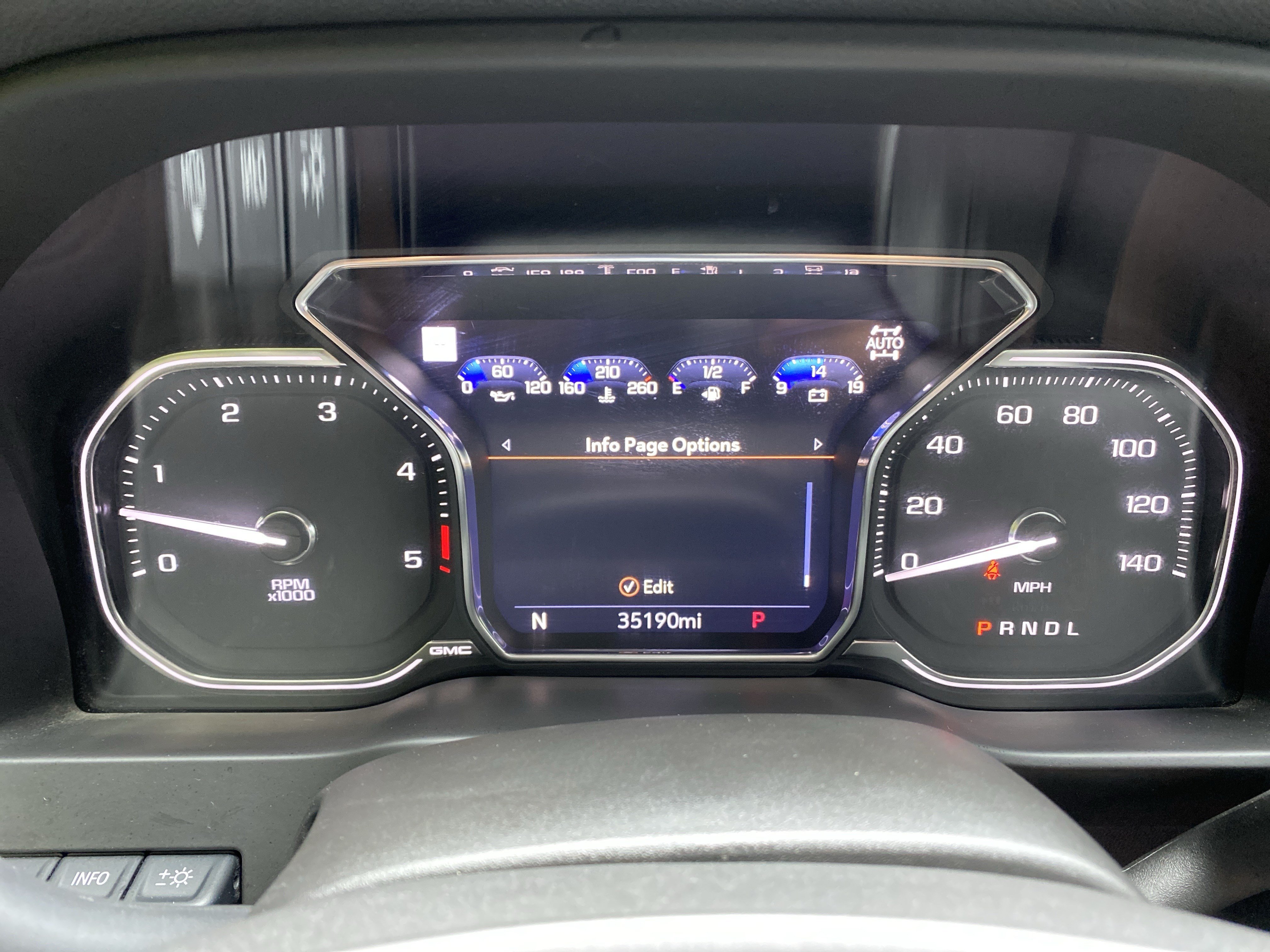 Used 2021 GMC Sierra 2500 AT4 w/ AT4 Premium Plus Package AWD/4WD image 22