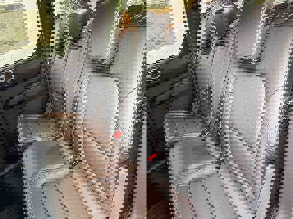 New 2025 Ford Bronco Badlands image 17