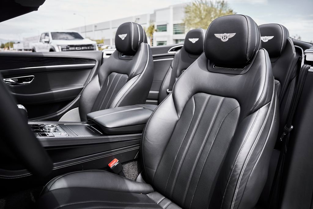 Used 2020 Bentley Continental GT AWD/4WD image 40