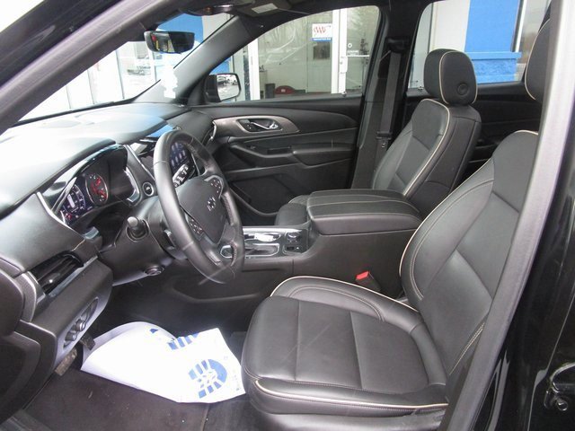 Certified 2023 Chevrolet Traverse Premier w/ Redline Edition image 15