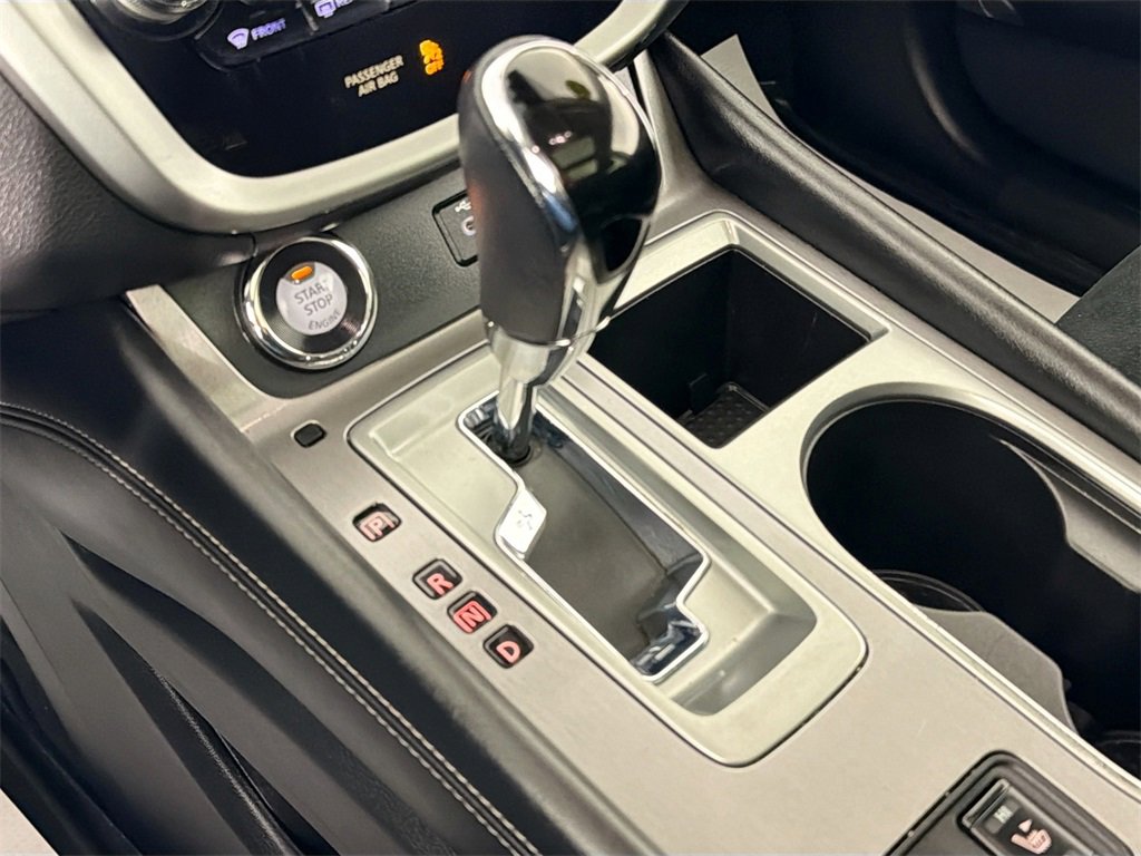 Used 2020 Nissan Murano SV image 17