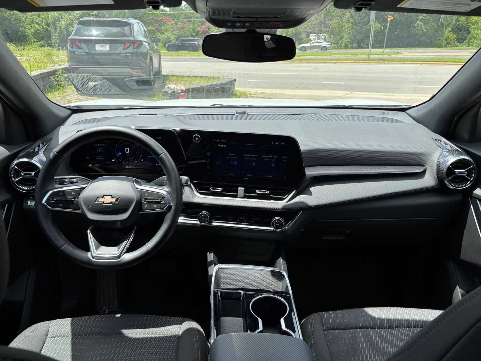 Used 2025 Chevrolet Equinox LT FWD image 28