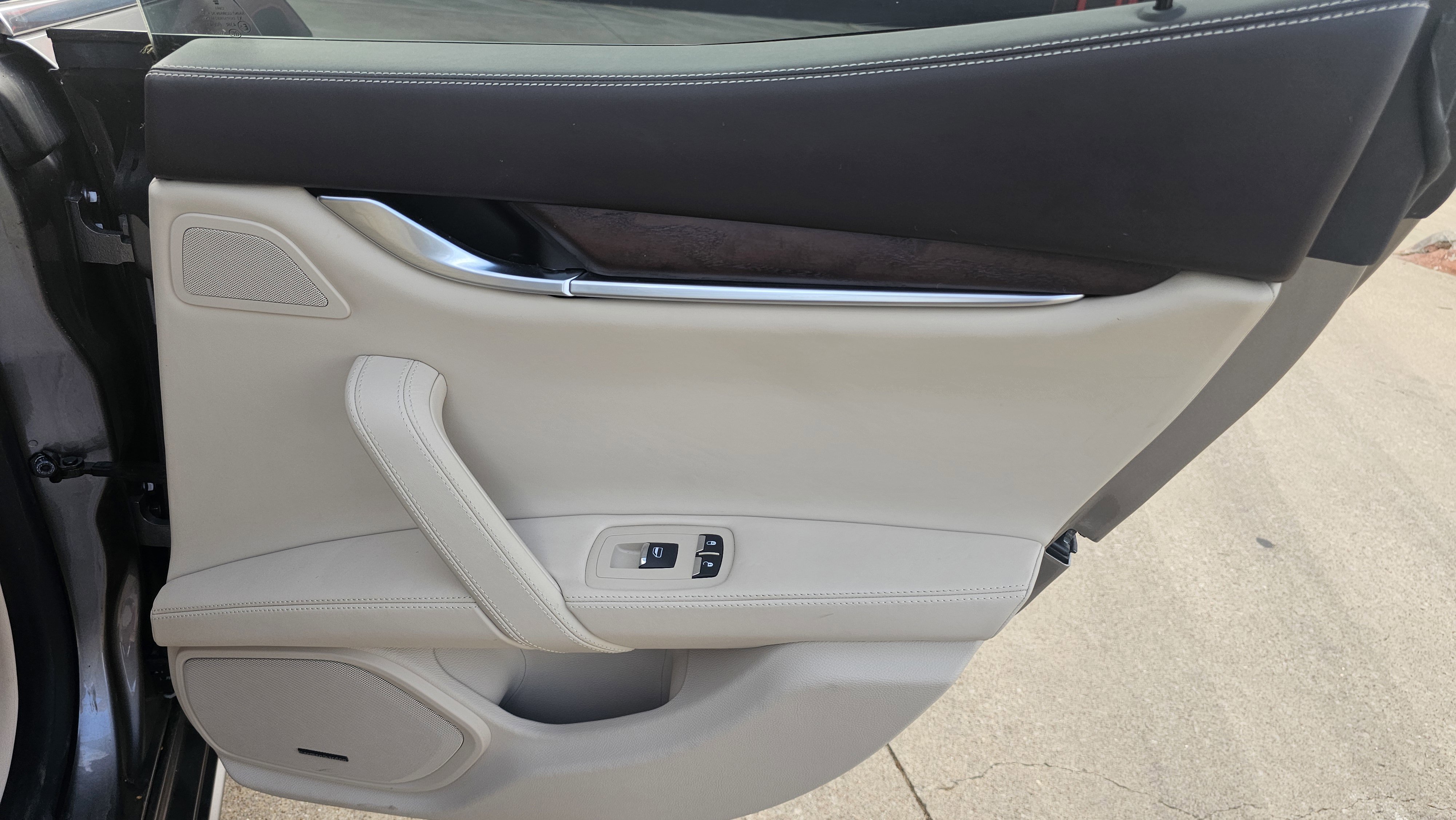 Used 2018 Maserati Ghibli GranLusso image 30