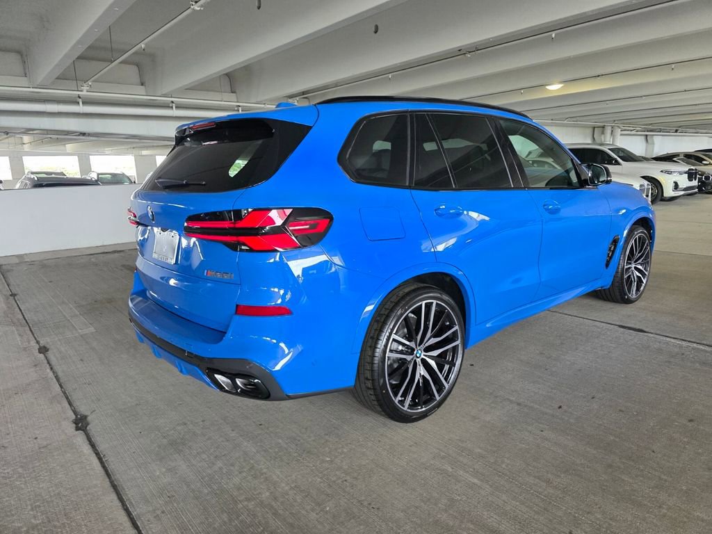 New 2026 BMW X5 M60i image 4