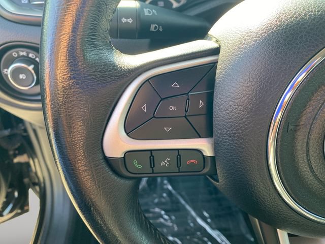 Used 2023 Jeep Renegade Limited AWD/4WD image 19