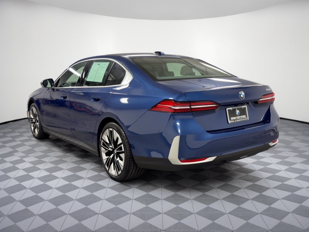 Certified 2026 BMW 530i RWD image 3