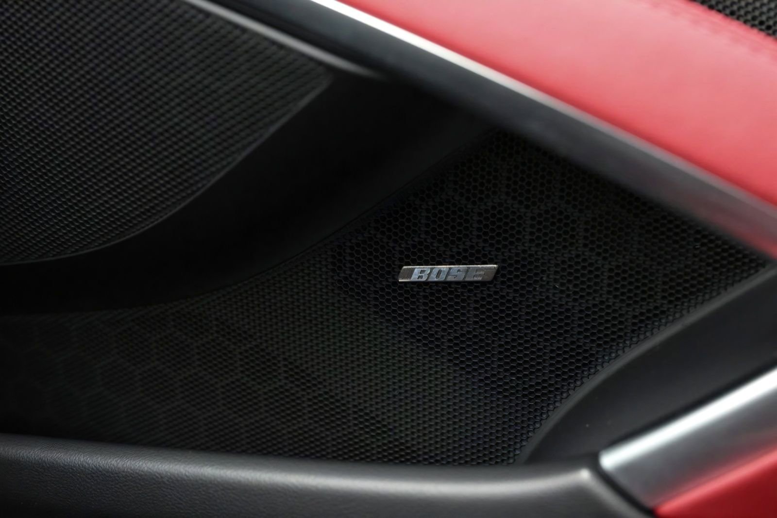 Used 2025 Porsche 718 Cayman RWD image 46