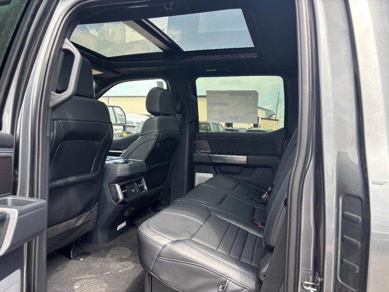 New 2026 Ford F250 Platinum AWD/4WD image 12