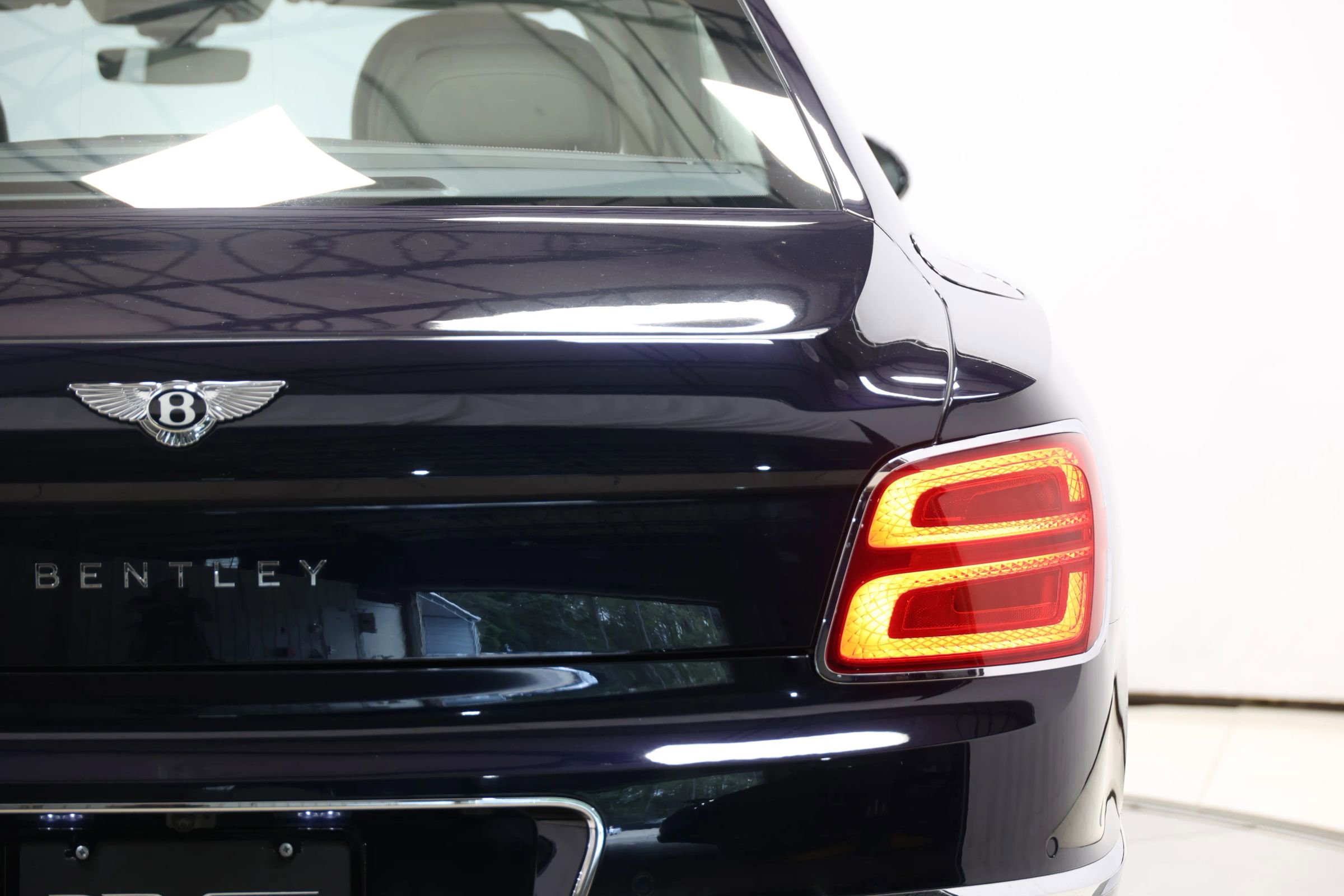 Used 2020 Bentley Flying Spur W12 AWD/4WD image 84