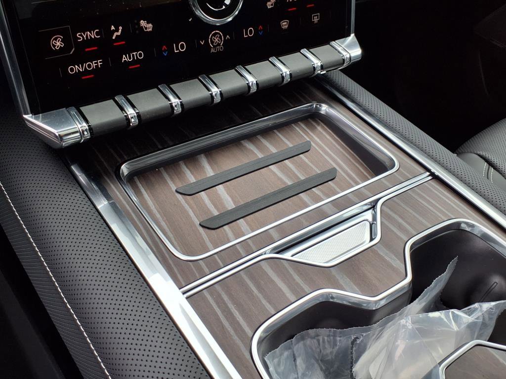 New 2025 GMC Sierra EV Denali image 22