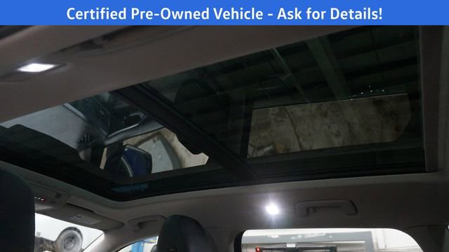 Certified 2024 Volkswagen Taos SE image 33