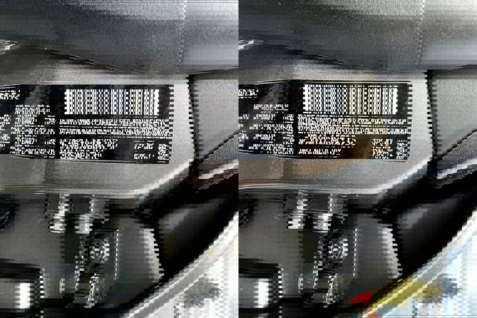 Used 2021 Maserati Levante GranLusso image 11