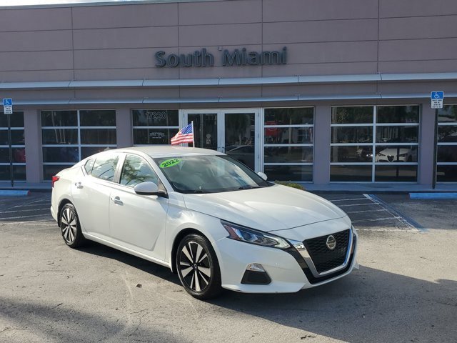 Used 2022 Nissan Altima 2.5 SV video 1