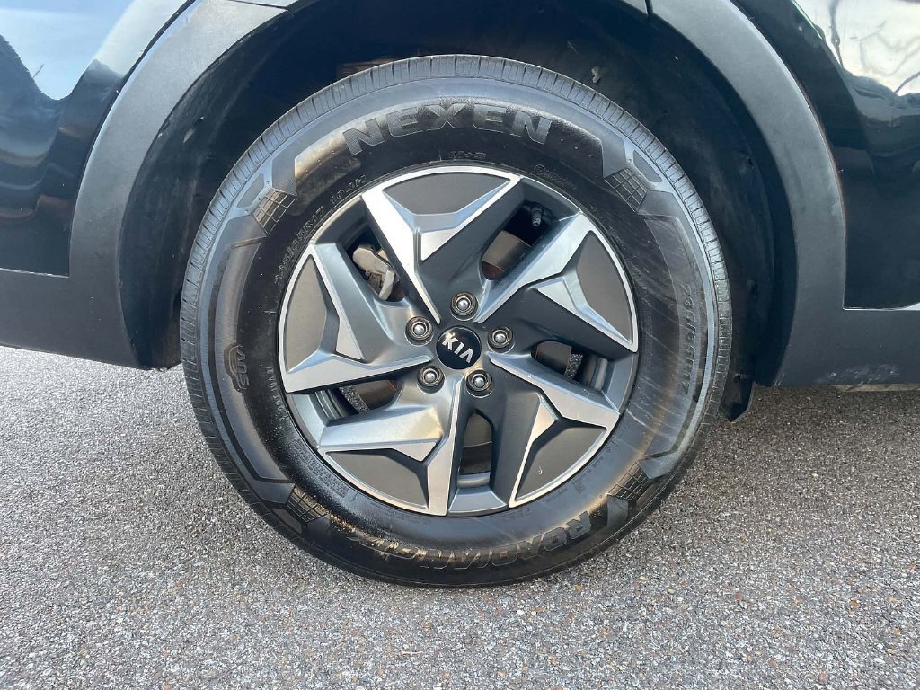 Used 2021 Kia Sorento S FWD image 8